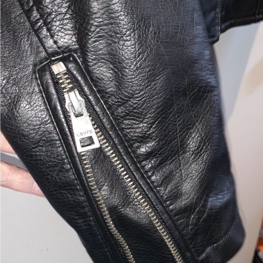 Levi Strauss Black Faux Leather Jacket - Picture 6 of 11